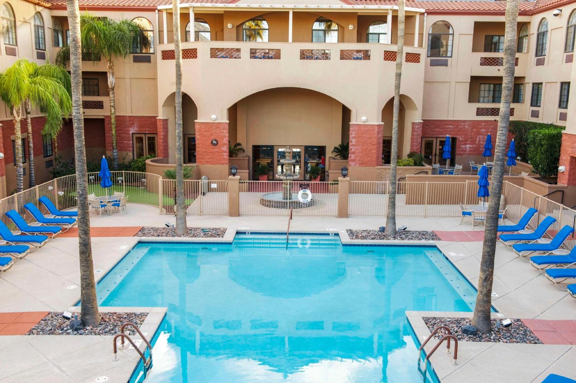 Hilton Vacation Club Varsity Club Tucson Exterior photo